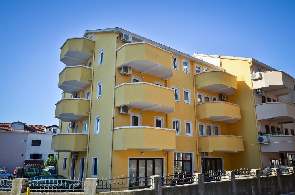 Apartmani Alexandra Budva Eksteriør billede