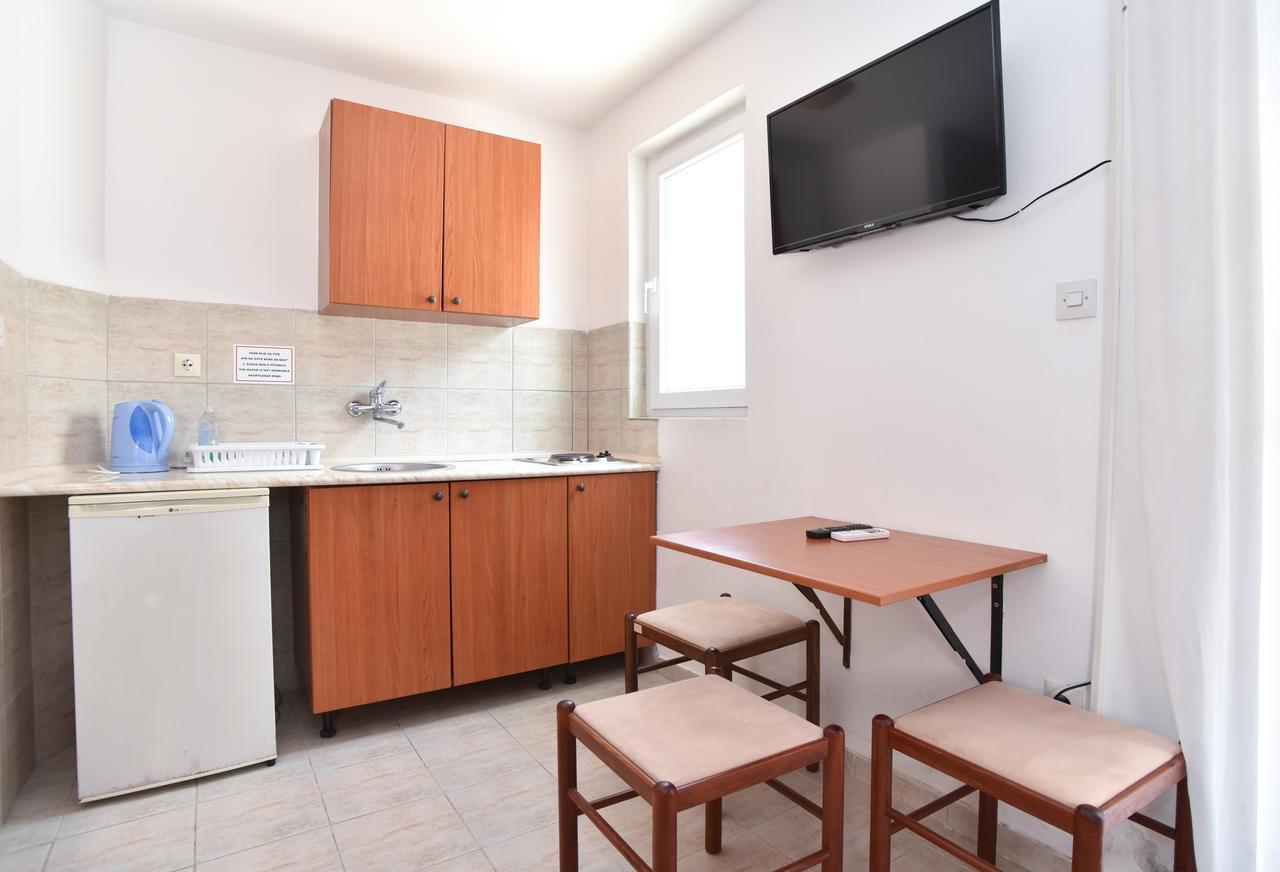 Apartmani Alexandra Budva Eksteriør billede